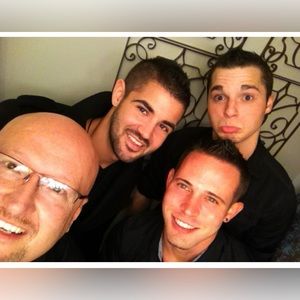 Fabulous Frank and Oak burgundy suit